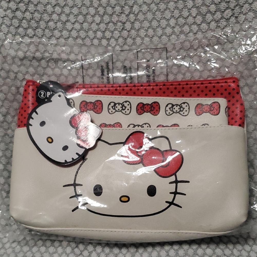 Hello Kitty 2 pc Pouch Set